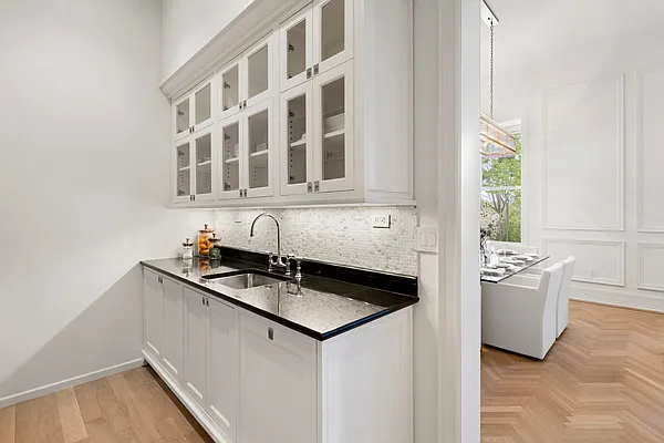 Rented by Compass | media 11