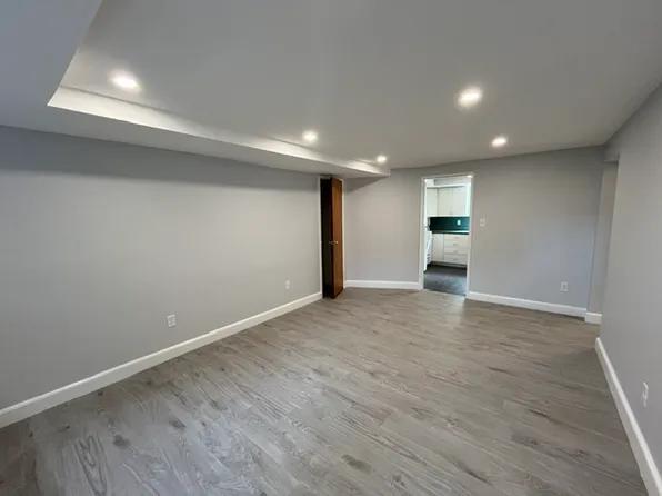 (undisclosed Address), Arlington, MA 02476