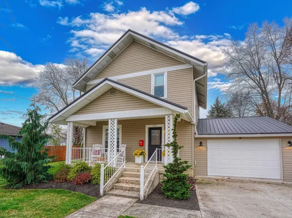 293 N Market St, Mount Sterling, OH 43143
