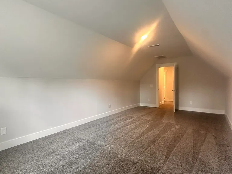 201 Thistleberry Dr — Photo 53