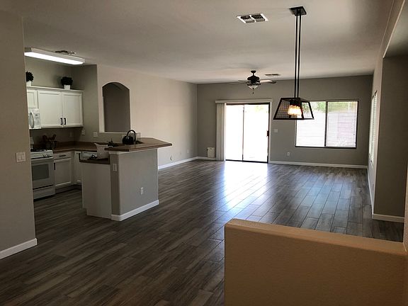 3rd image of 2630 E La Costa Dr