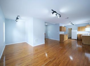 1527 N Wieland St #2, Chicago, IL 60610