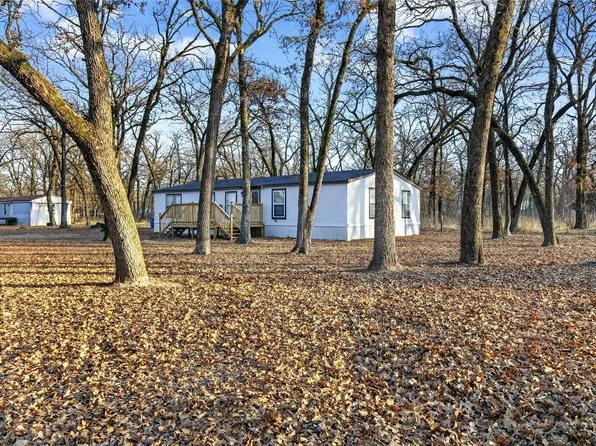 237 Wildflower Dr, Mabank, TX 75156