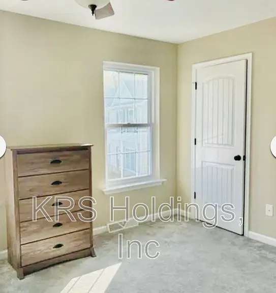 136 Old Tavern Cir — Photo 14