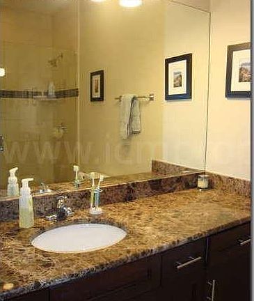 4th image of 2847 N Southport Ave #2L