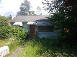 8718 19th Ave NW, Seattle, WA 98117