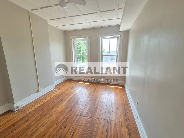 424 Emma St #301 — Photo 8