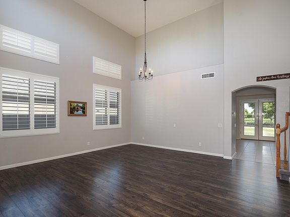 3rd image of 42115 W Arvada Ct