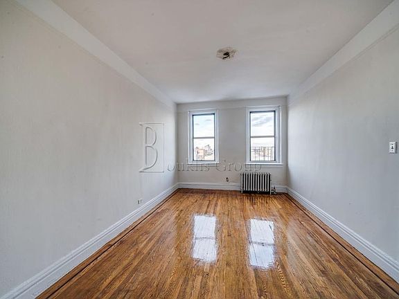 3rd image of 2590 35th St APT 6J