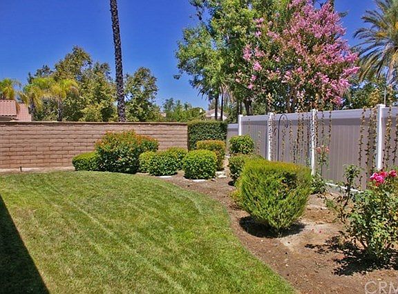 Newer Vinyl Fence, Fully landscaped