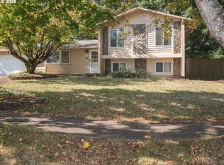 577 SE Hale Dr, Gresham, OR 97080