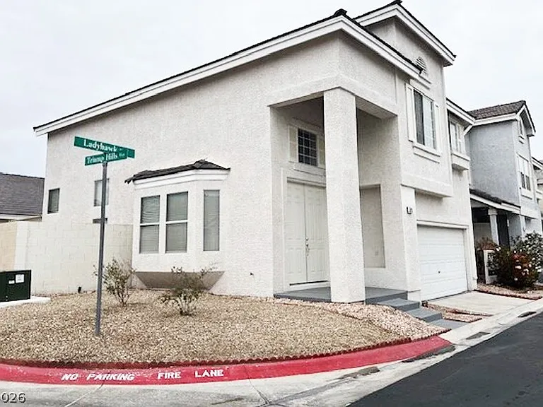 5243 Ladyhawk Way — Photo 2