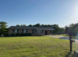 1115 Greenleaf Rd, Hartsville, SC 29550