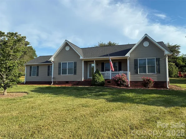 173 Alpine Cir, Statesville, NC 28625