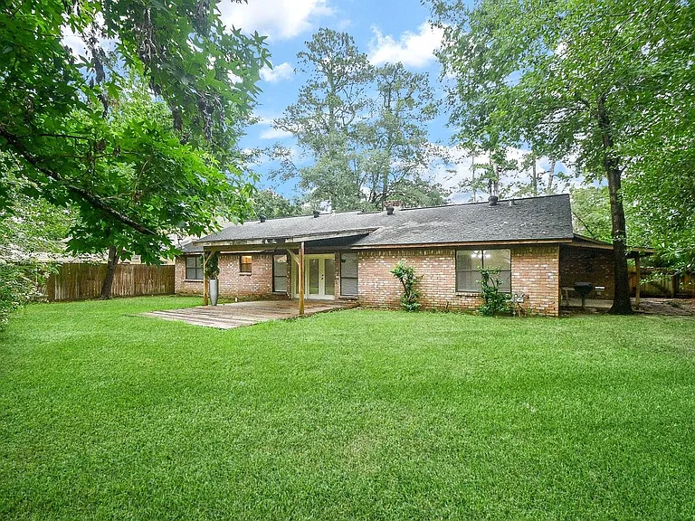 6702 Spring Leaf Dr — Photo 45