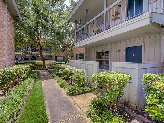 4th image of 2350 Bering Dr APT 71