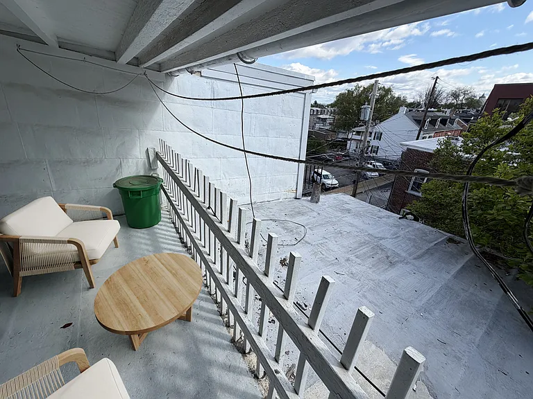 121 N 11th St #3 — Photo 7