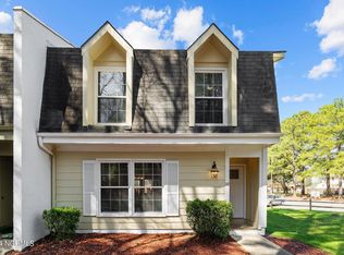 126 Oakmont Dr APT 12, Greenville, NC 27858