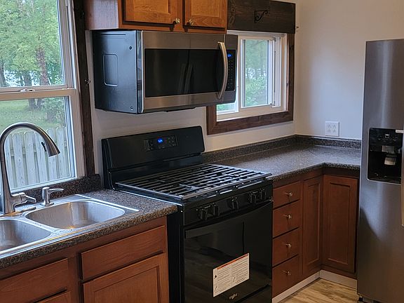 2nd image of 2220 E Poplar Ln #3
