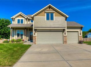 13340 Ridgeview Dr, Platte City, MO 64079