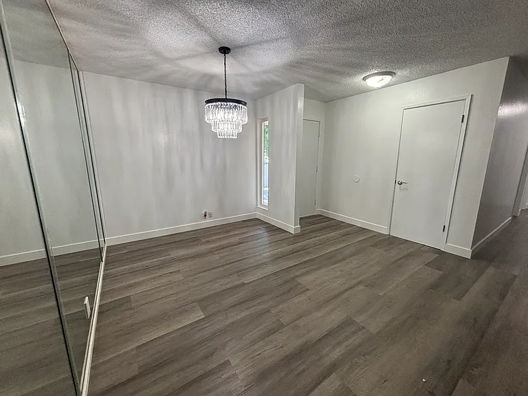 2717 Entrada Cir — Photo 2