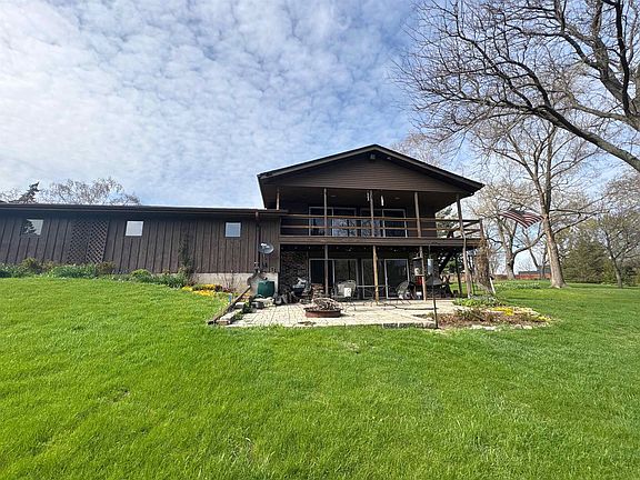 4th image of 520 Rockview Ct