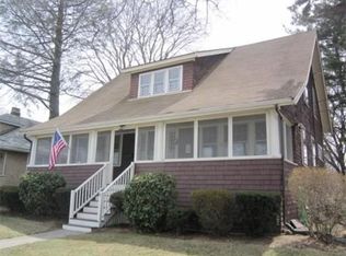 5 Peabody Rd, Stoneham, MA 02180