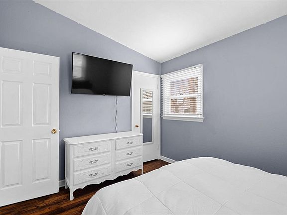 4th image of 11200 Saint Shawn Ln