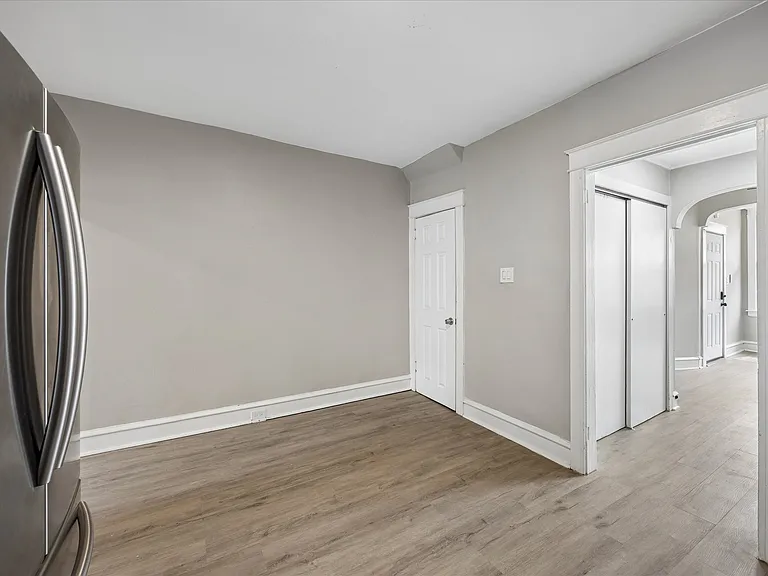 1117 Rosalie St — Photo 14