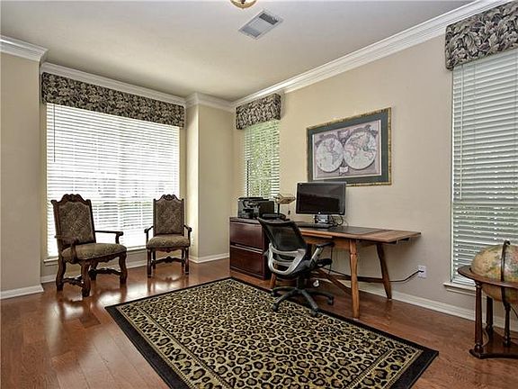 5th image of 10202 Spicewood Mesa