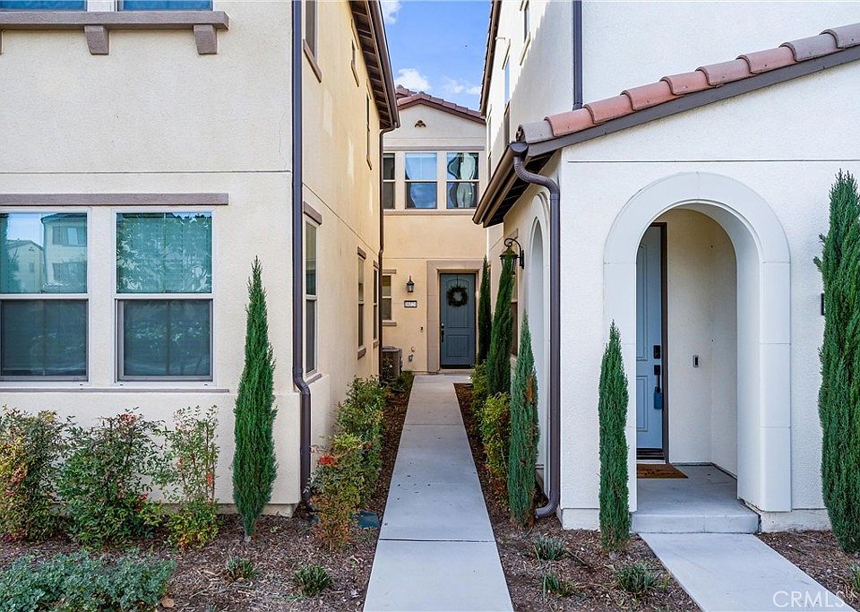 1st image of 16124 Meadowhouse Ave