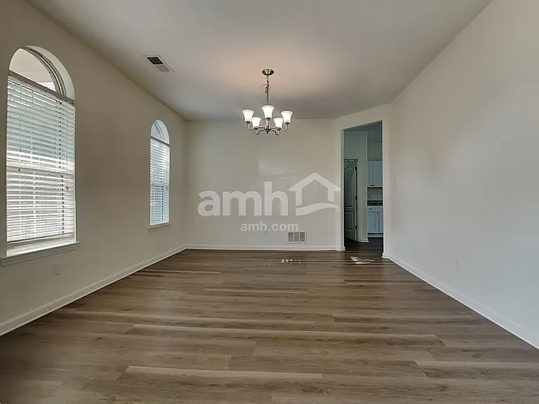 7138 Arcastle Loop W — Photo 6
