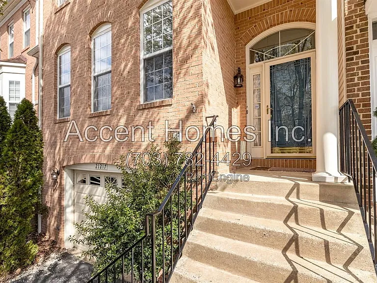 21217 Millwood Sq — Photo 5