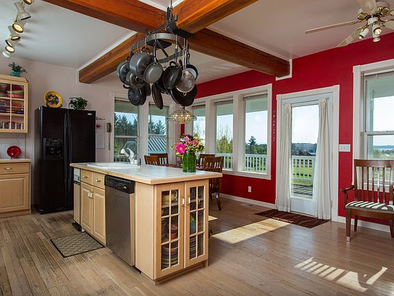 Open Kitchen
