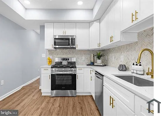 700 N Madeira St — Photo 10