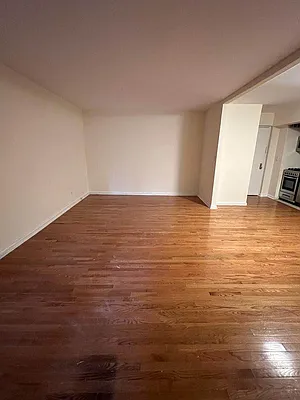 Rented by Contact Realty | media 7