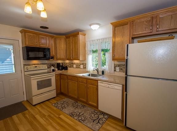4th image of 1617 N 29th St