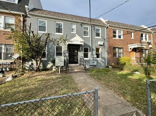 1712 R St SE APT 1, Washington, DC 20020