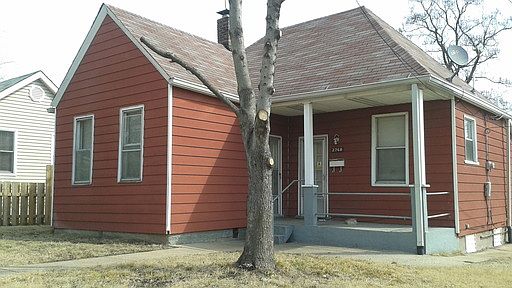 1st image of 2768 McCausland Ave