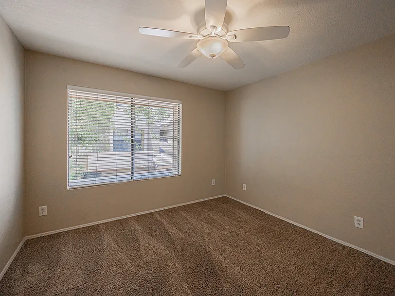 2035 S Elm St #223 — Photo 15