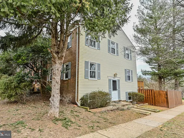 5572 Kendrick Ln, Burke, VA 22015