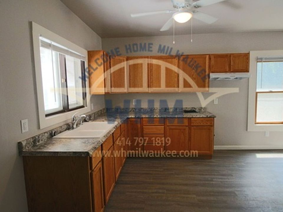 1st image of 2470 N 54th St