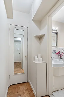 Sold by Compass | media 6