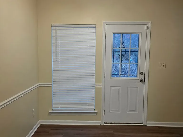 213 Shenandoah Dr — Photo 9