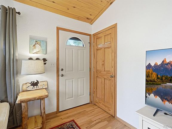 3rd image of 152 Ithaca Lane