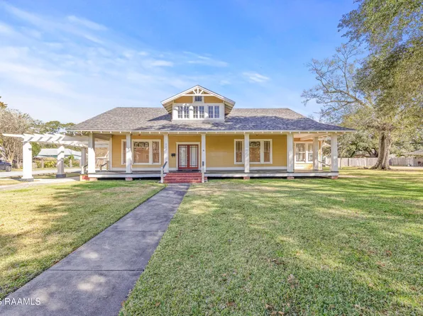 420 Berard St, Breaux Bridge, LA 70517