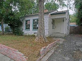1st image of 11031 Aqua Vista St