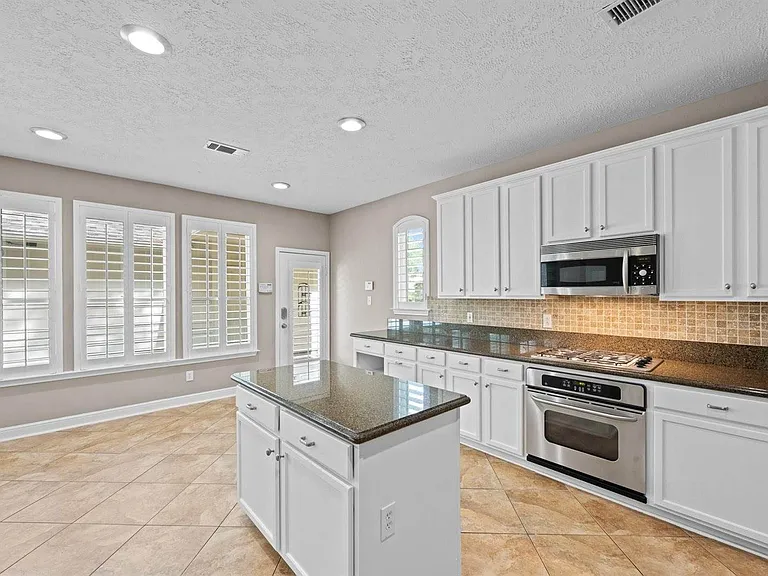14343 Millstone Estates Ln — Photo 12