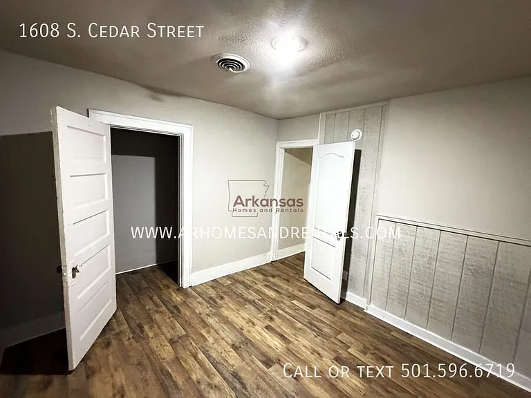 1608 S Cedar St — Photo 8