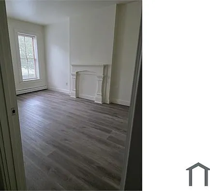 539 Howard Ave #2